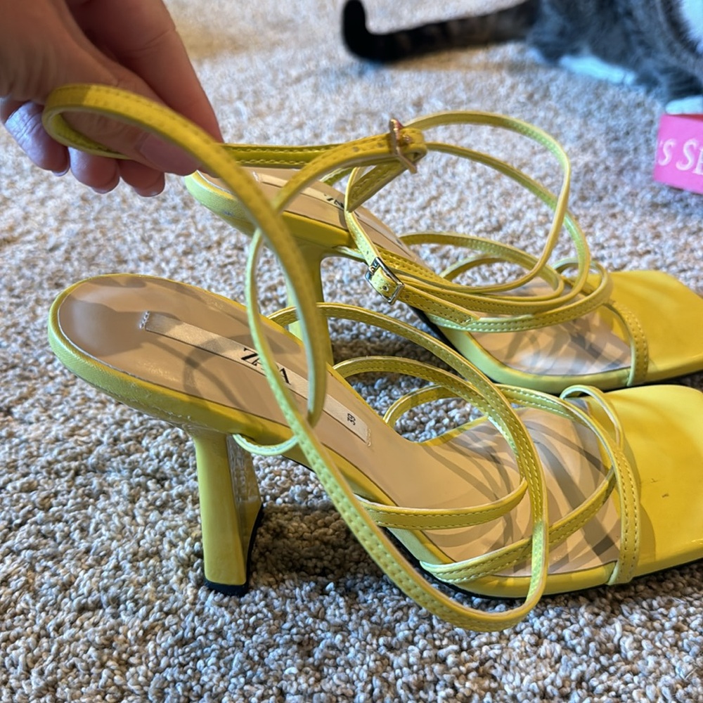 Zara Neon Yellow Strappy Square-Toe Heels - Picture 2 of 7